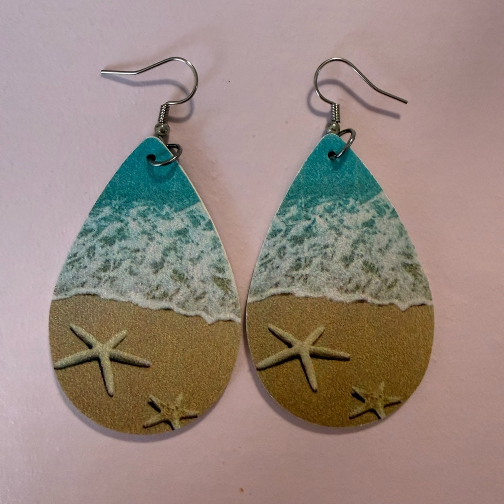 Starfish & Ocean Earrings New
